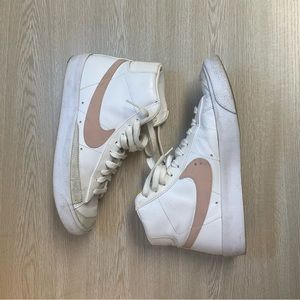 Nike Blazer Sz 9